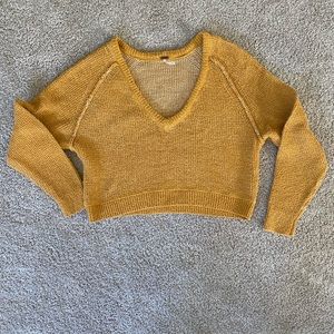 Free People v neck crop sweater